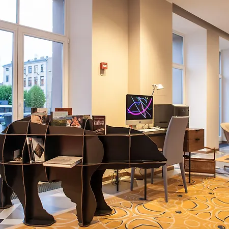 호텔 머큐어 센터 4*