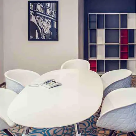 Hotelli Mercure Centre 4*