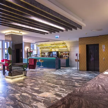 Mercure Centre Hotel