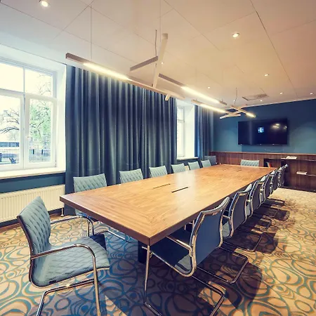 Mercure Centre 4*