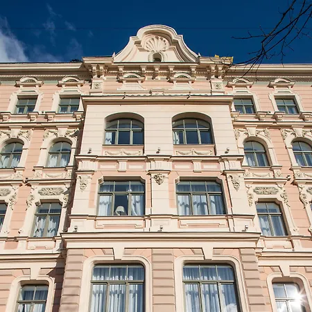 Mercure Centre Hotelli 4*