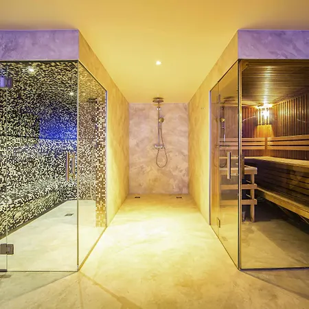Mercure Centre Hotelli 4*