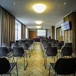 Mercure Centre Hotel
